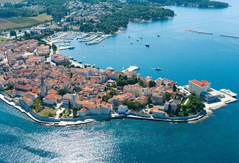 ペンション Apartments And Rooms With Parking Space Porec   6917