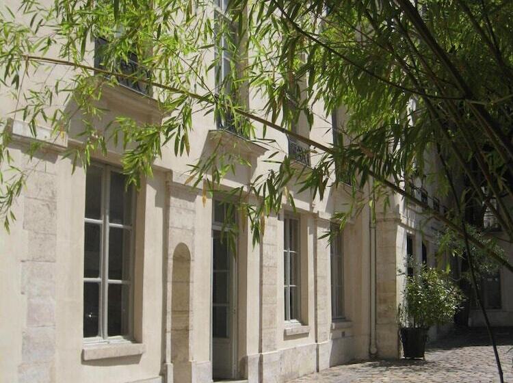 Boutique Hotel De La Place Des Vosges