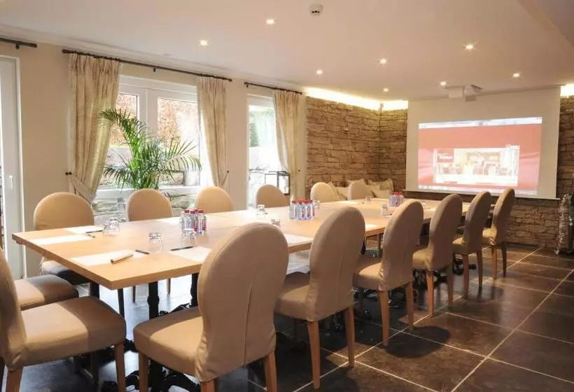 בית מלון כפרי Eifelland