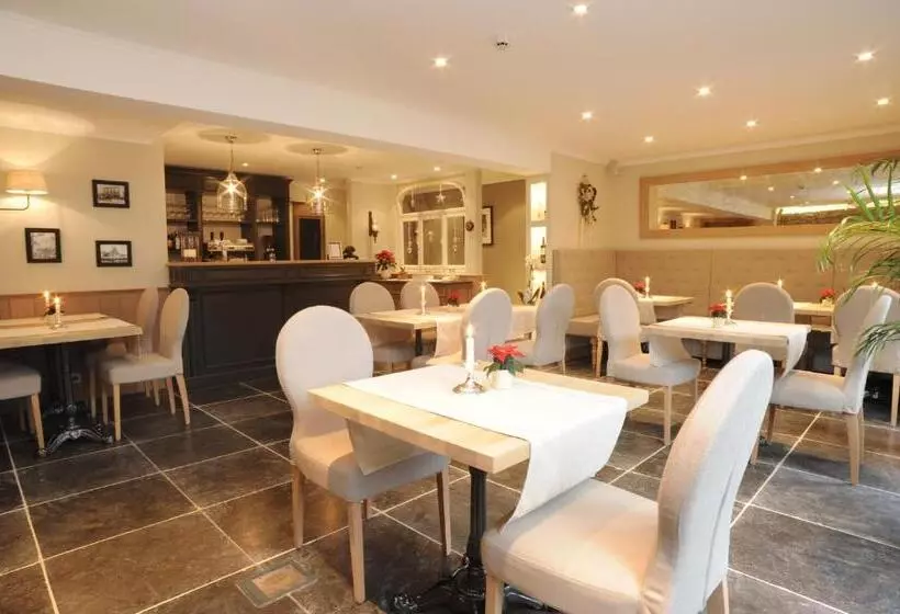 בית מלון כפרי Eifelland