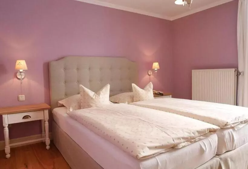 בית מלון כפרי Eifelland