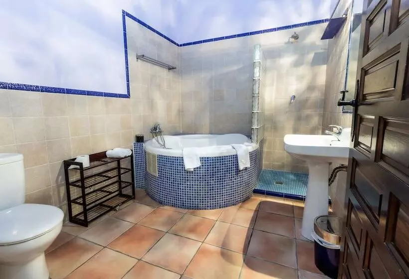 호텔 Hosteria Tierrallana By Juype