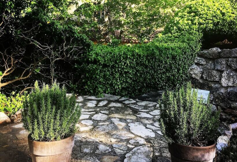 فندق Hôtel Victor