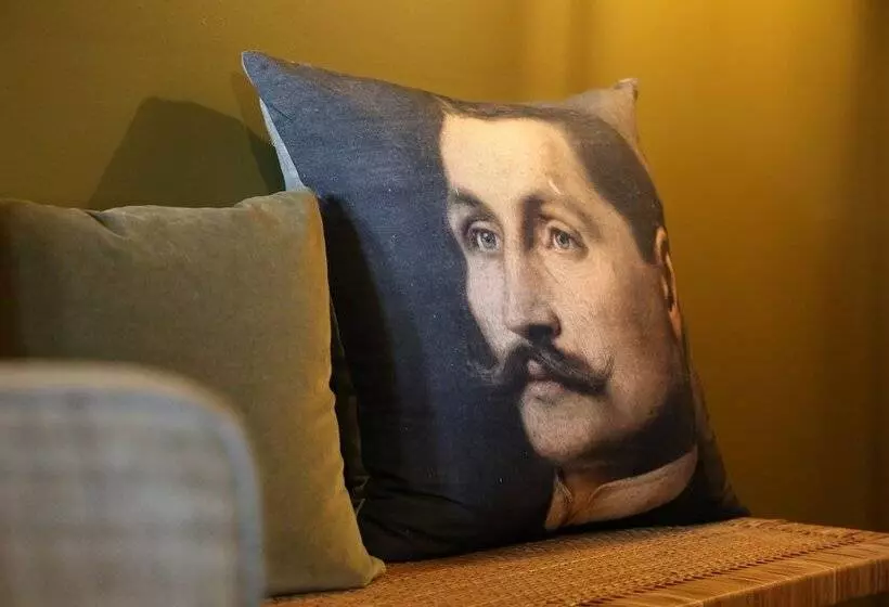 Отель Hôtel Victor