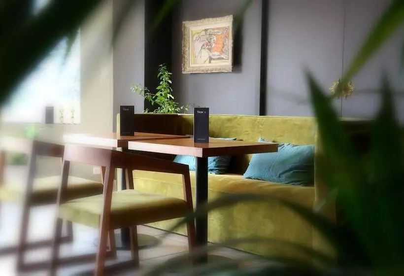 Отель Hôtel Victor