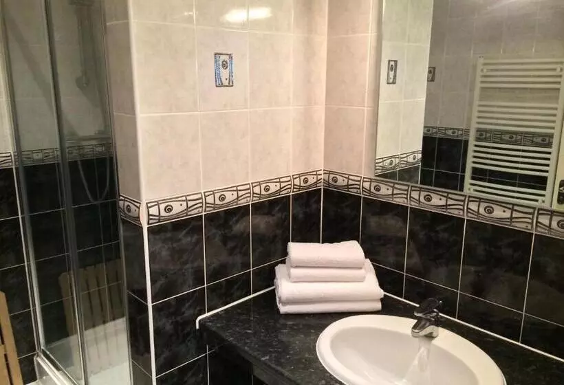 Отель Hunters Lodge Inn