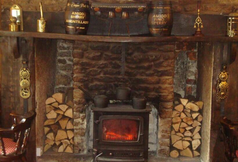 ホテル Hunters Lodge Inn