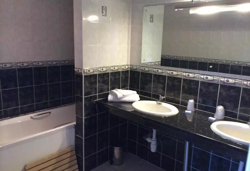 Отель Hunters Lodge Inn