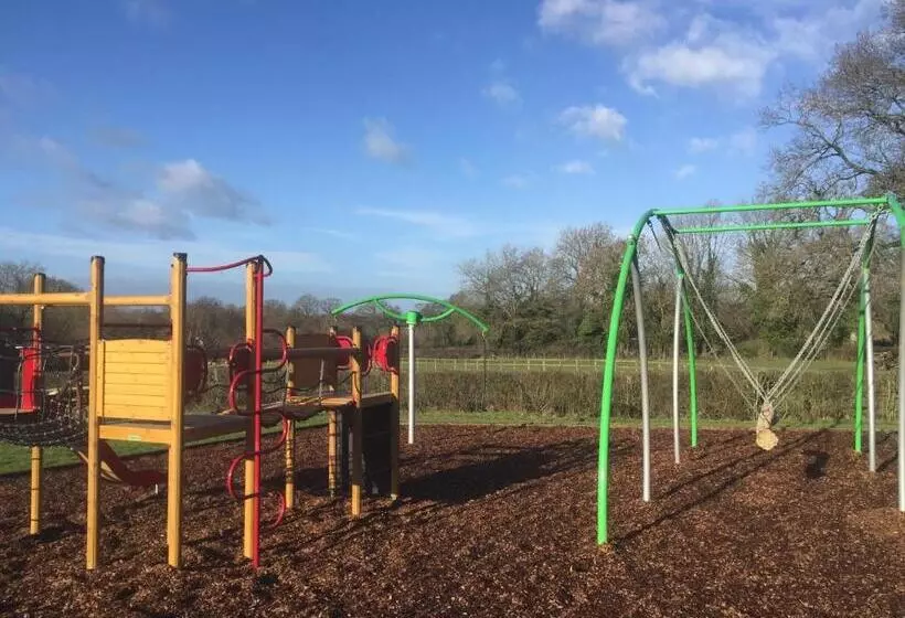 Отель Hunters Lodge Inn