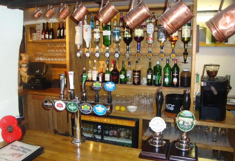 ホテル Hunters Lodge Inn