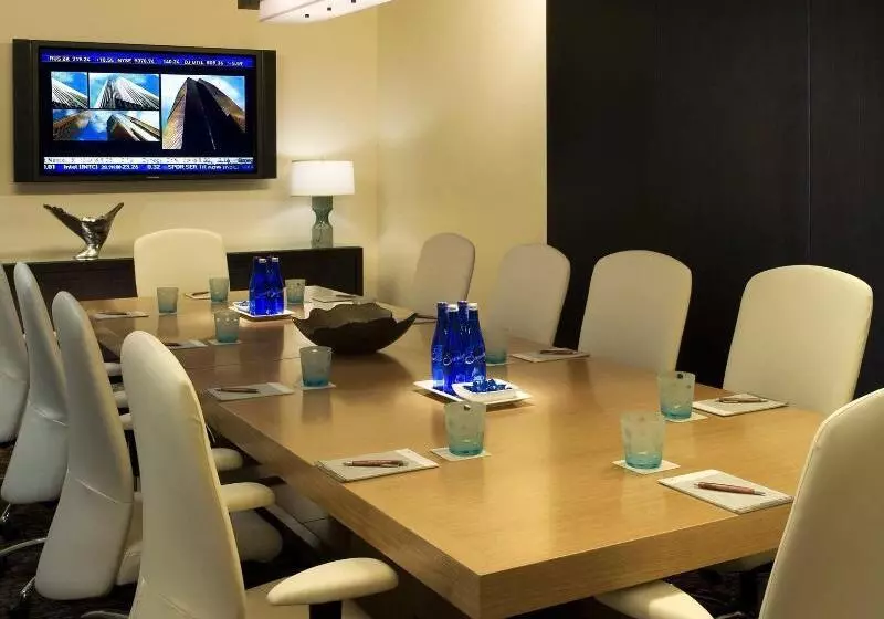 Kimpton Epic Hotel, An Ihg