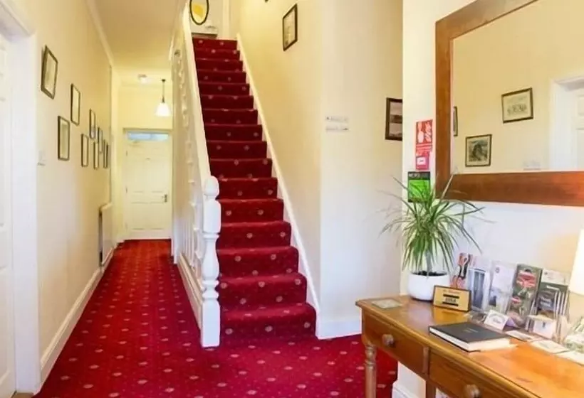 Отель Llwyn Onn Guest House