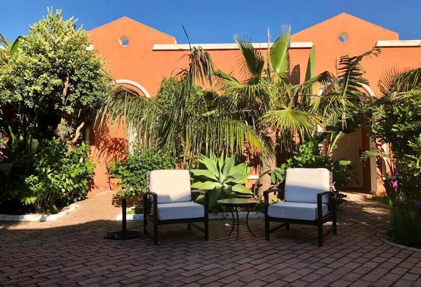 Hotel Madreselva   Grupo Califa