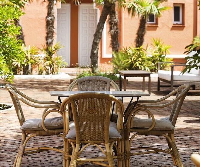 Hotel Madreselva   Grupo Califa