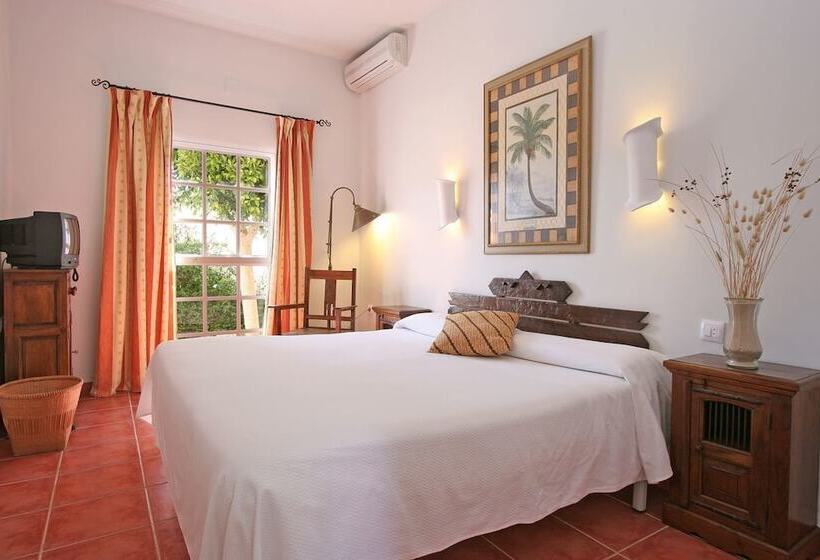 Hotel Madreselva   Grupo Califa