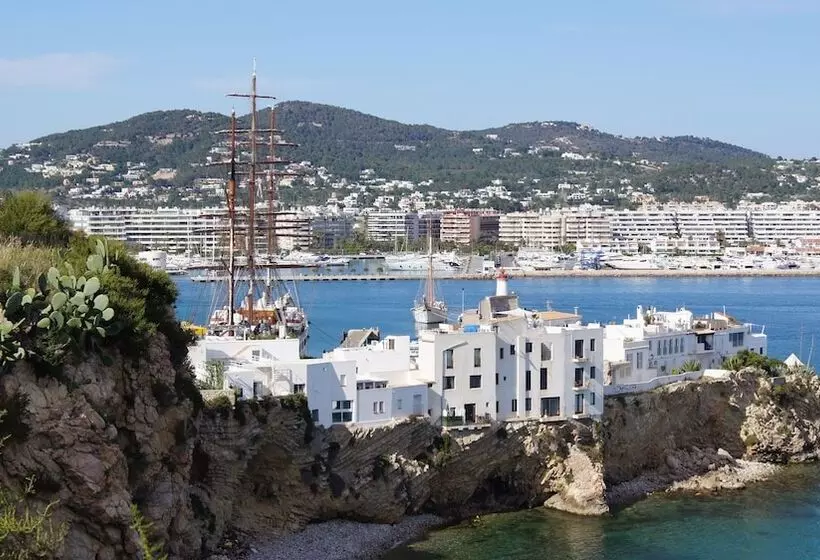 Hotel Mirador De Dalt Vilarelais & Chateaux