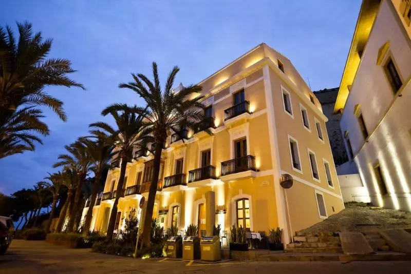 Hotel Mirador De Dalt Vilarelais & Chateaux