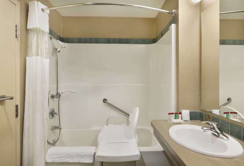 בית מלון כפרי Ramada By Wyndham Nanaimo