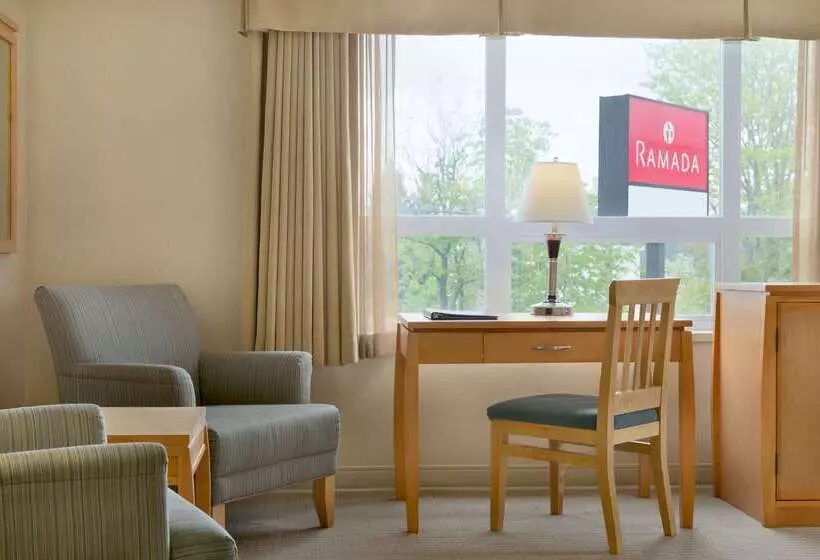 Отель Ramada By Wyndham Nanaimo