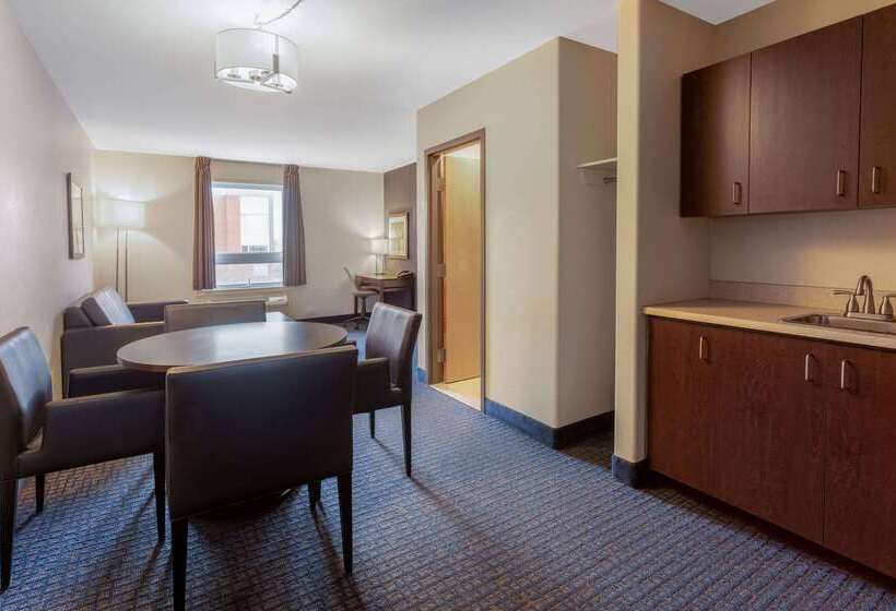 호텔 Super 8 By Wyndham Lachenaie/terrebonne