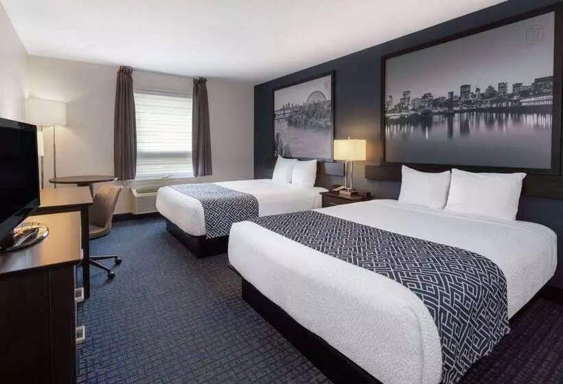 酒店 Super 8 By Wyndham Lachenaie/terrebonne