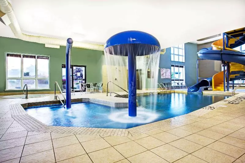 酒店 Super 8 By Wyndham Lachenaie/terrebonne