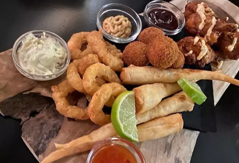 Отель Ten Lande