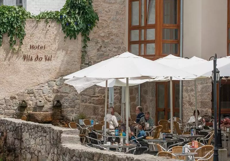 Отель Vila Do Val