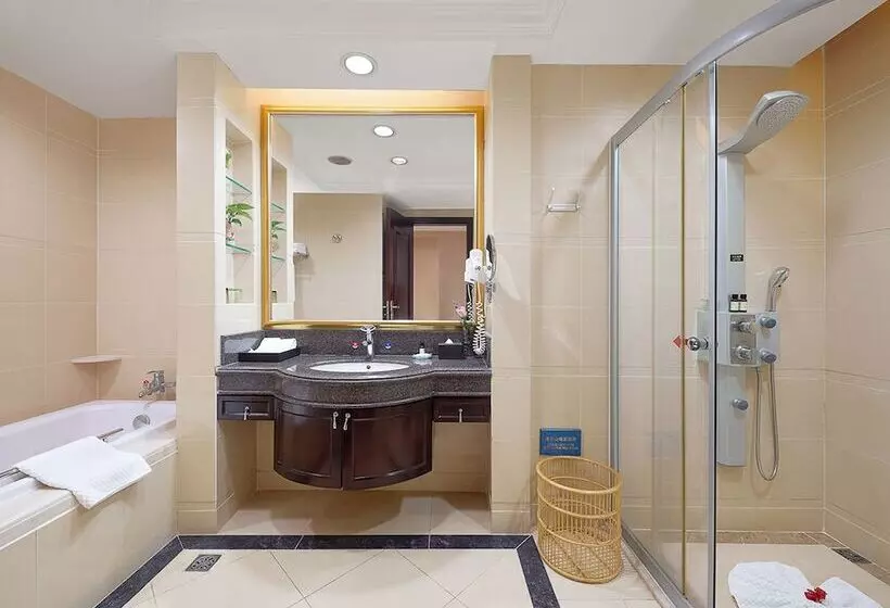 Отель Yang Jiang Country Garden Phoenix