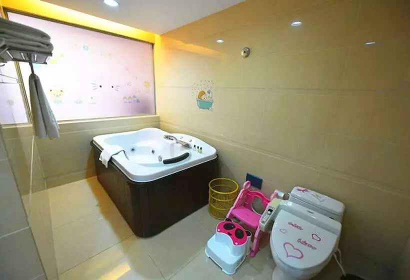 Отель Yang Jiang Country Garden Phoenix