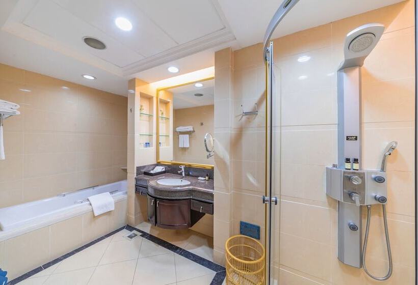 Отель Yang Jiang Country Garden Phoenix