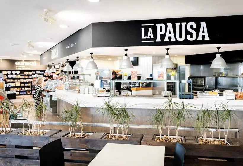 فندق على الطريق As Chucena