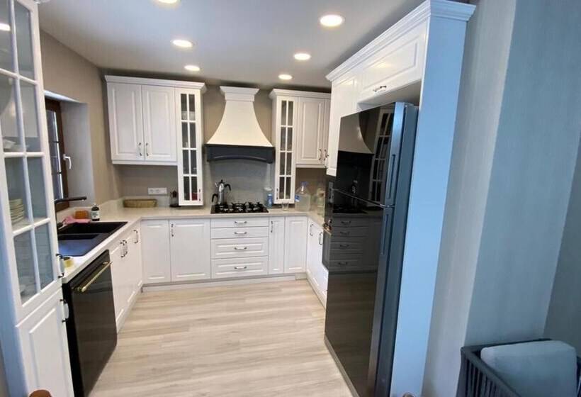 אתר נופש Aura Residence