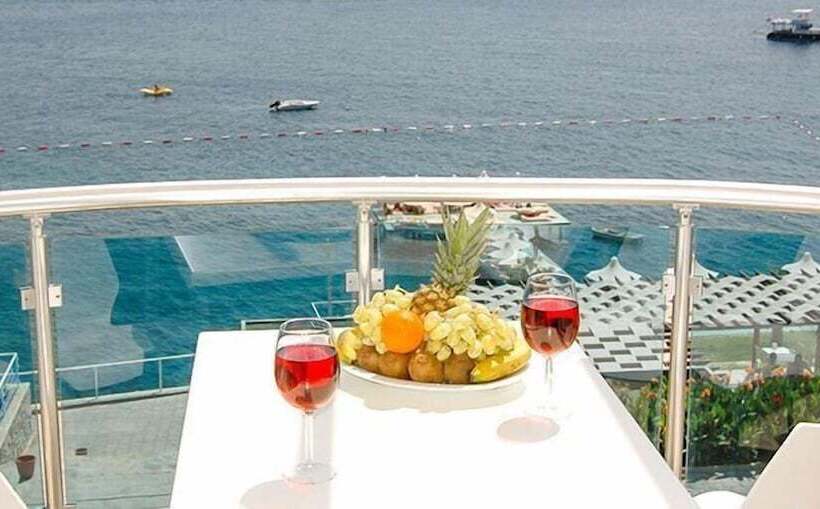 אתר נופש Aura Residence