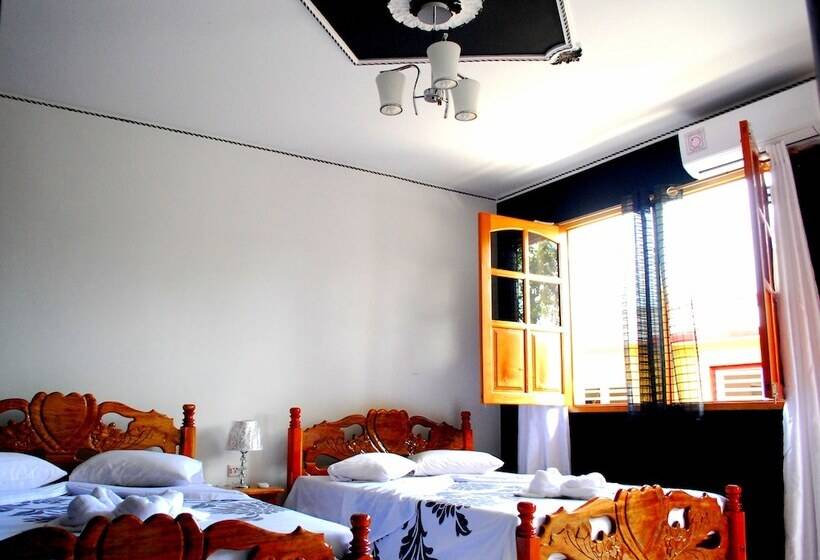 هتل Casa Emilito Y Danay