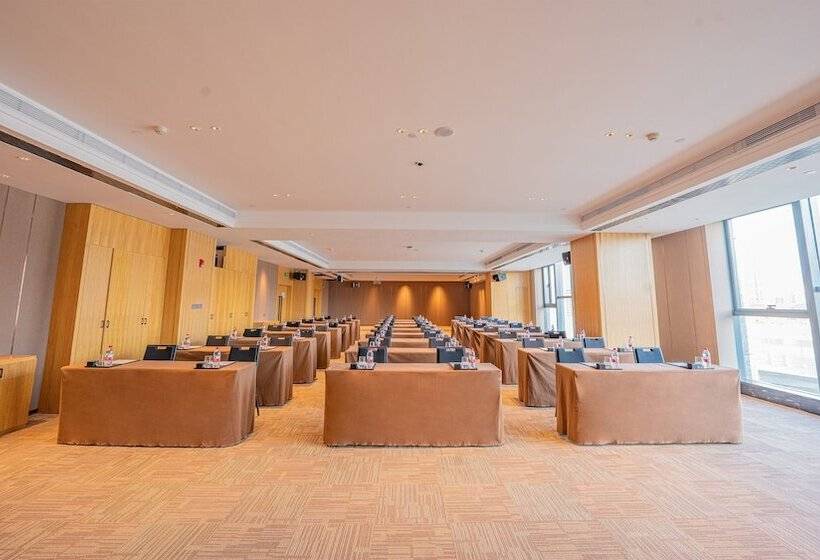 בית מלון כפרי Holiday Inn Xi’an High Tech Zone By Ihg