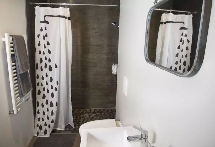 هتل Hrífunes Guesthouse