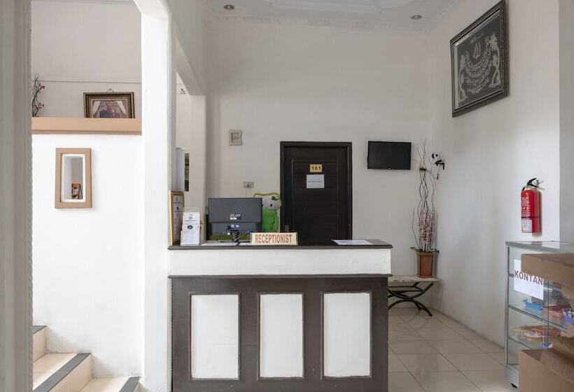 Hotell Lumungga Residence By Oyo Rooms