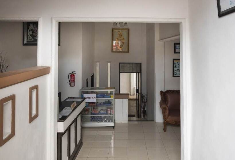 Hotell Lumungga Residence By Oyo Rooms