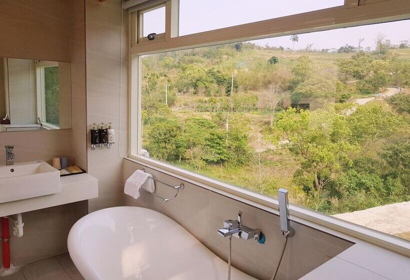 هتل Moonshine B&b