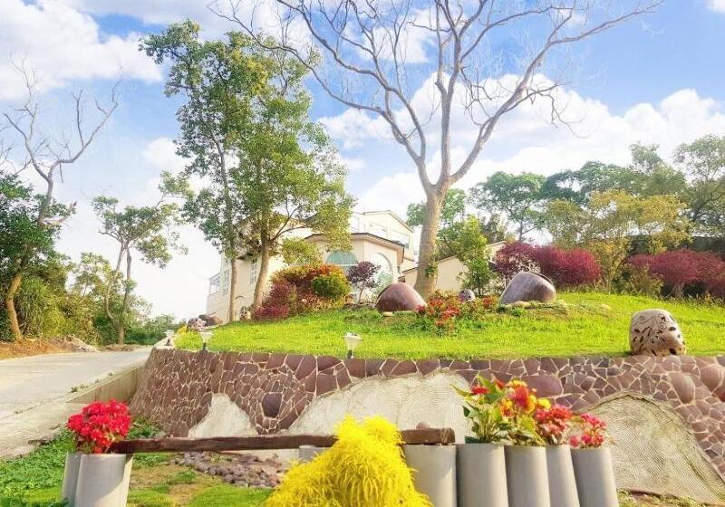 هتل Moonshine B&b