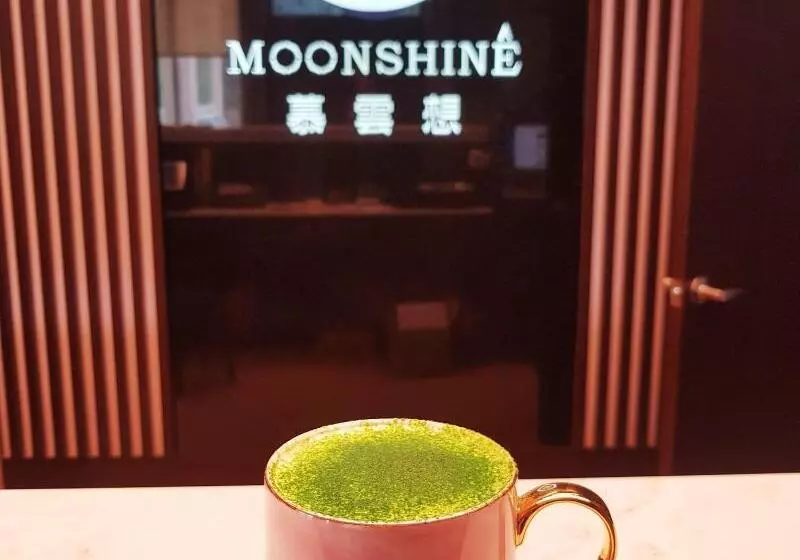 هتل Moonshine B&b