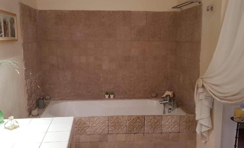 مبيت وإفطار Le Belvédère Chambres D Hôtes De Charme Et Restaurant