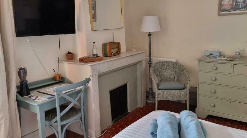 مبيت وإفطار Le Belvédère Chambres D Hôtes De Charme Et Restaurant