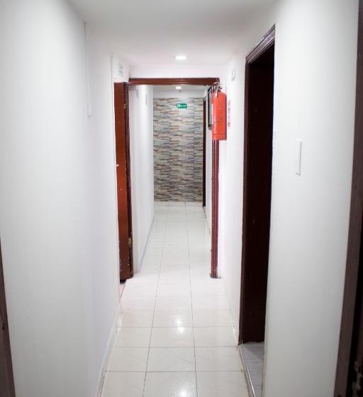 מלון כמוסות Punto 100