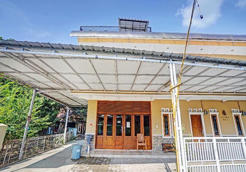 Hotel Oyo 90416 Wisma Wayang Ajen