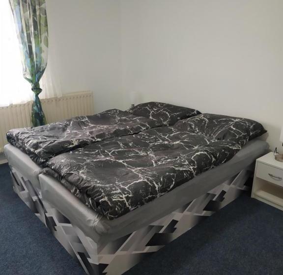 호스텔 U Křemílka