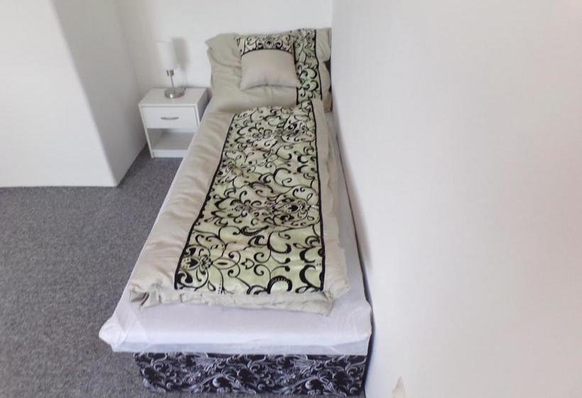 호스텔 U Křemílka