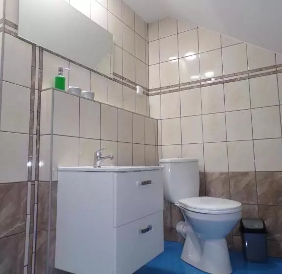 ユースホステル U Křemílka