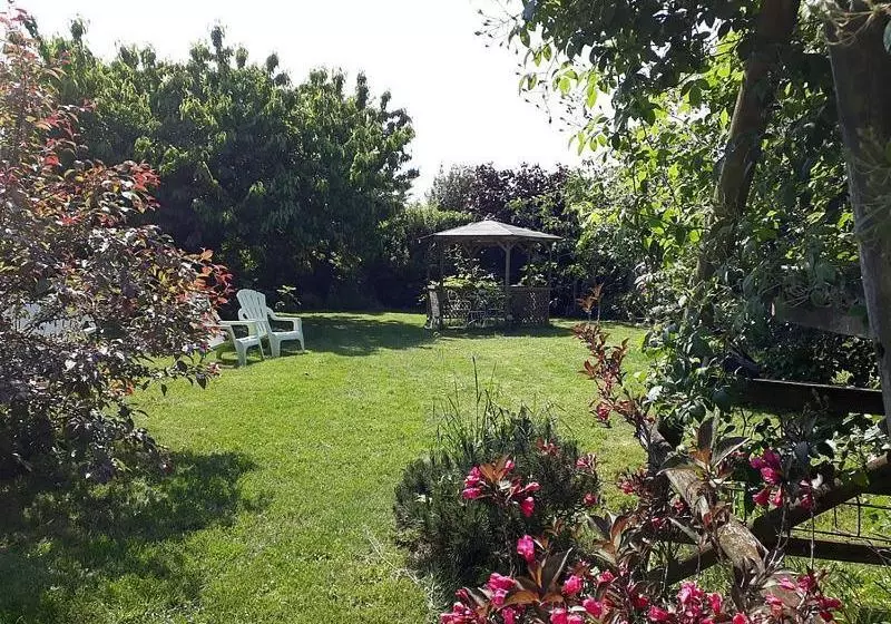 تختخواب و صبحانه Le Clos Joséphine